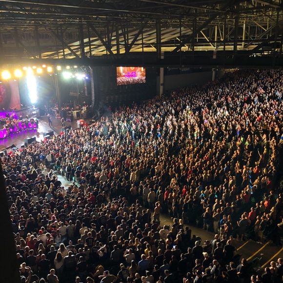 Meet your Posher, Will - Picture 2 of 3